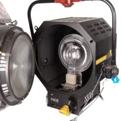 DeSisti Leonardo 5kw Fresnel Pole Operated (mod 351) 11 DeSisti Leonardo 5kw Fresnel Pole Operated (mod 351) -Trendy Winkel Voor Audiobenodigdheden Desisti 5kw pole operated 5000watts fresnell 2021 6