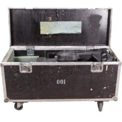 ETC Source Four Revolution -Trendy Winkel Voor Audiobenodigdheden ETC Revolution vlak hout kist 3