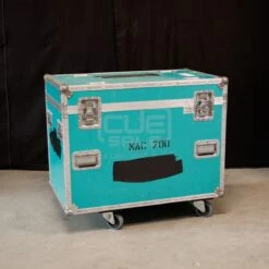 Martin MAC 700 Wash -Trendy Winkel Voor Audiobenodigdheden Martin MAC 700 double flightcase green 1