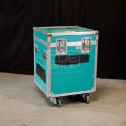 Martin MAC 700 Wash -Trendy Winkel Voor Audiobenodigdheden Martin MAC 700 single flightcase green 1