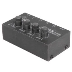 Behringer HA400 4-Channel Stereo Headphone Amplifier