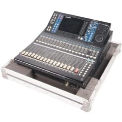 Yamaha LS9-16 Digital Mixer